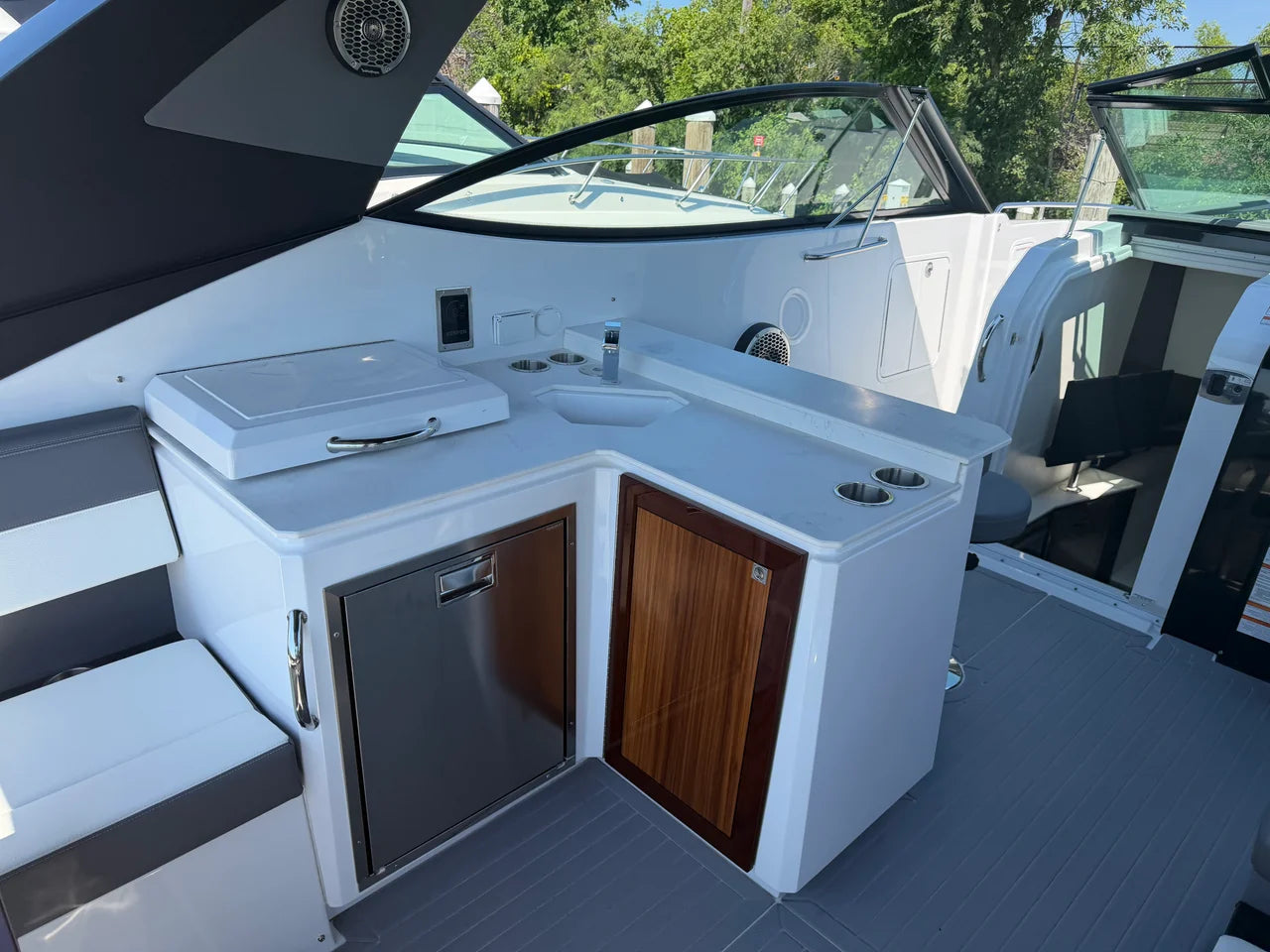 2024 Cruisers Yachts 38 GLS 38.0 feet, Excelsior, Minnesota #15
