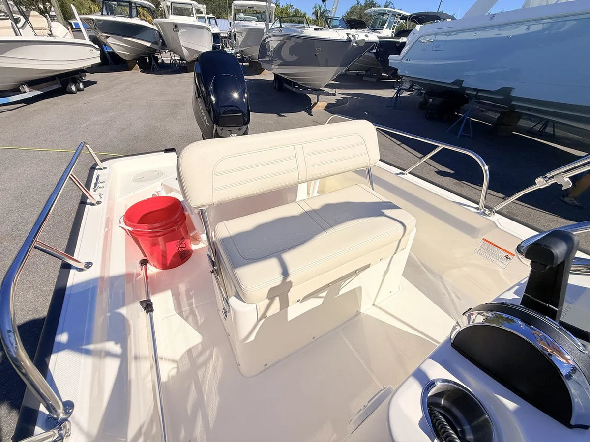 2027 Boston Whaler 150 Montauk 15.0 feet, St Petersburg, FL #38