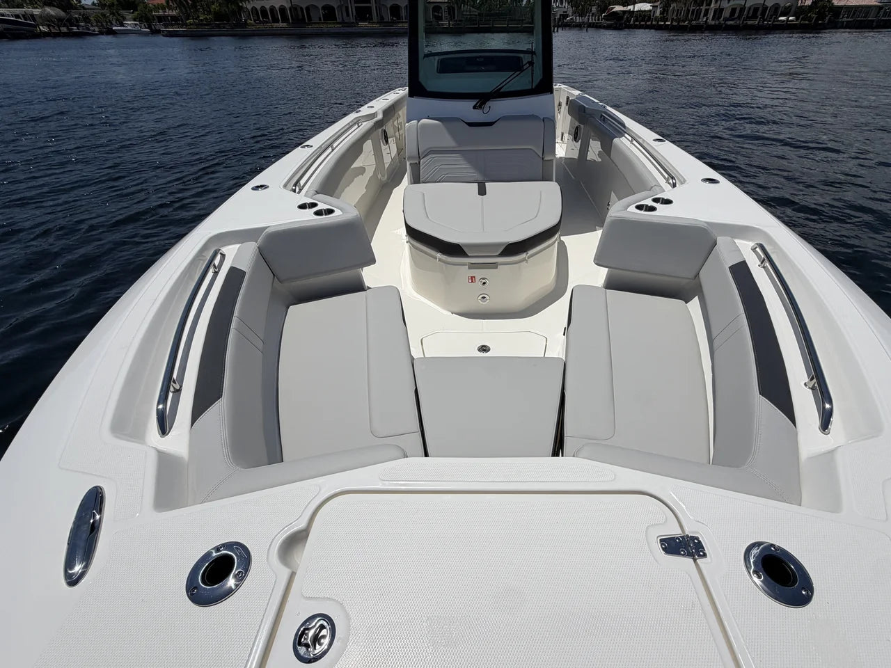 2026 Boston Whaler 330 Outrage 33.0 feet, Pompano Beach, Florida #53