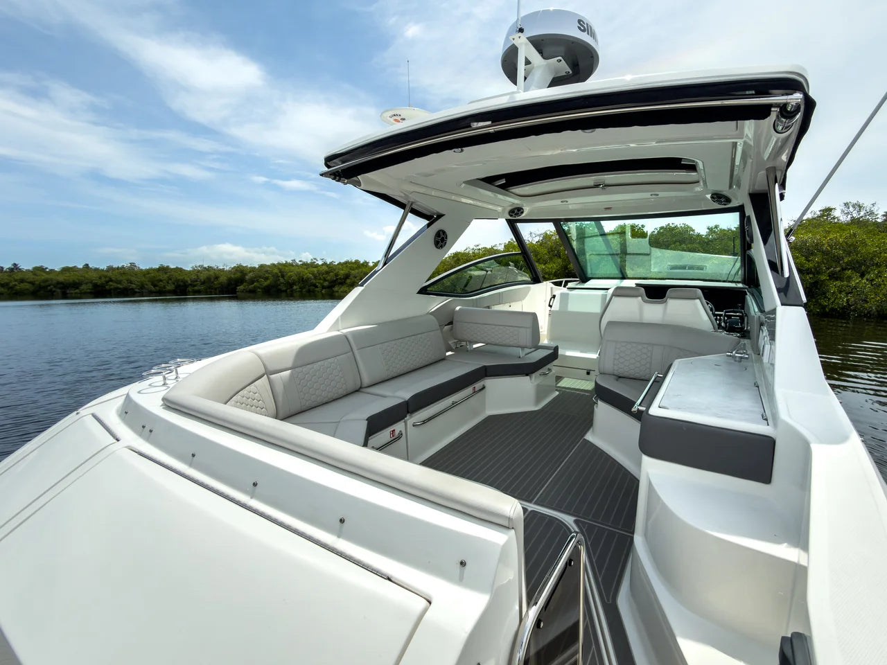 2027 Sea Ray Sundancer 320 Outboard 32.0 feet, Fort Myers, FL #6