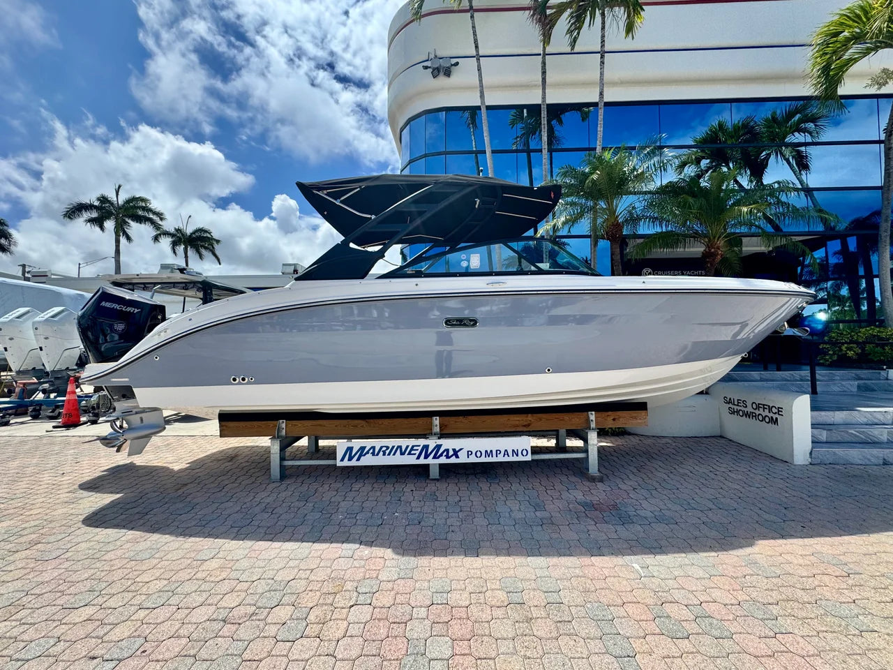2026 Sea Ray SDX 270 Outboard 27.0 feet, Pompano Beach, Florida #1