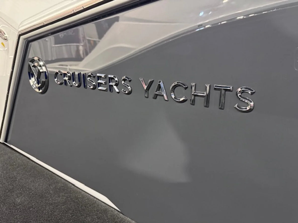 2026 Cruisers Yachts 34 GLS Outboard 34.0 feet, Lake Ozark, MO #8