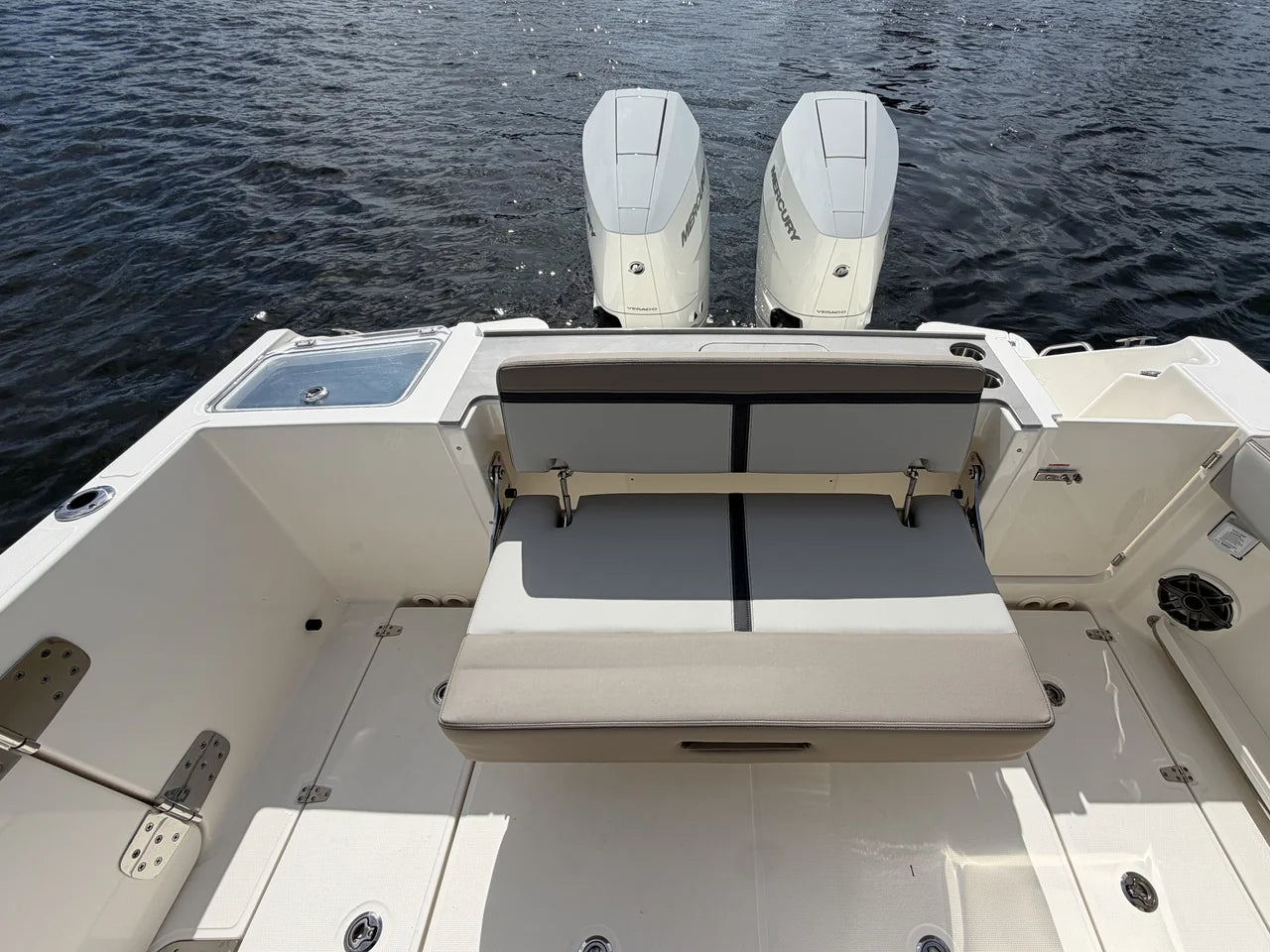 2027 Boston Whaler 330 Vantage 33.0 feet, Pompano Beach, Florida #32