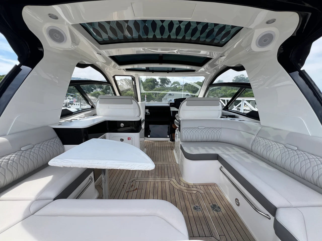 2023 Sea Ray 370 SUNDANCER OB 37.0 feet, Huntington, NY #21
