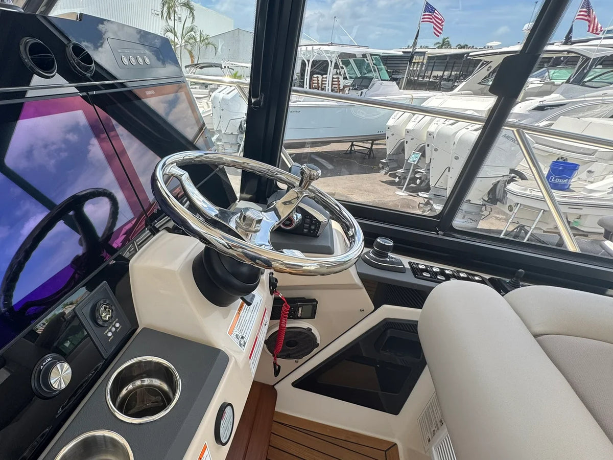 2025 Boston Whaler 365 Conquest 36.0 feet, Naples, Florida #39