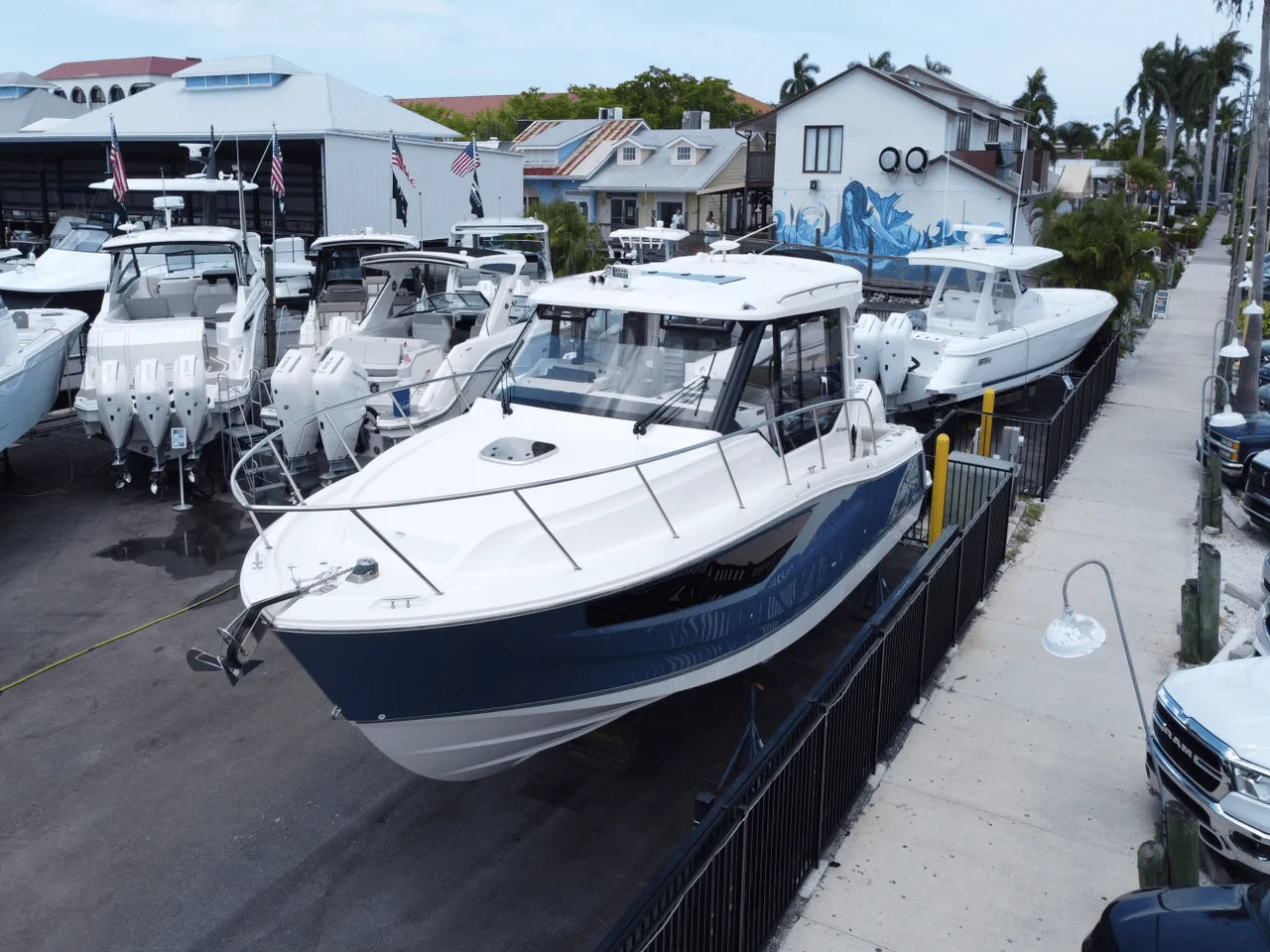 2025 Boston Whaler 365 Conquest 36.0 feet, Naples, Florida #10