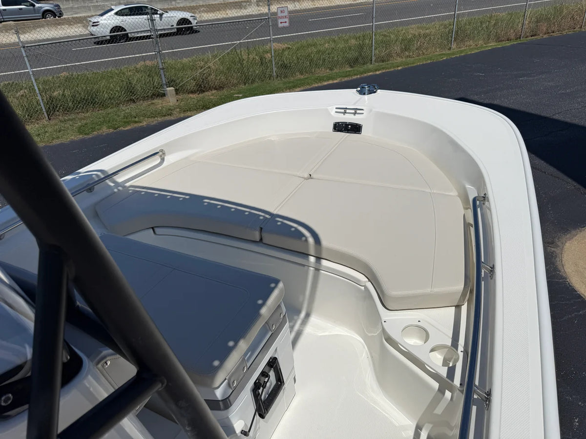2027 Boston Whaler 190 Montauk 19.0 feet, Greenville, SC #11