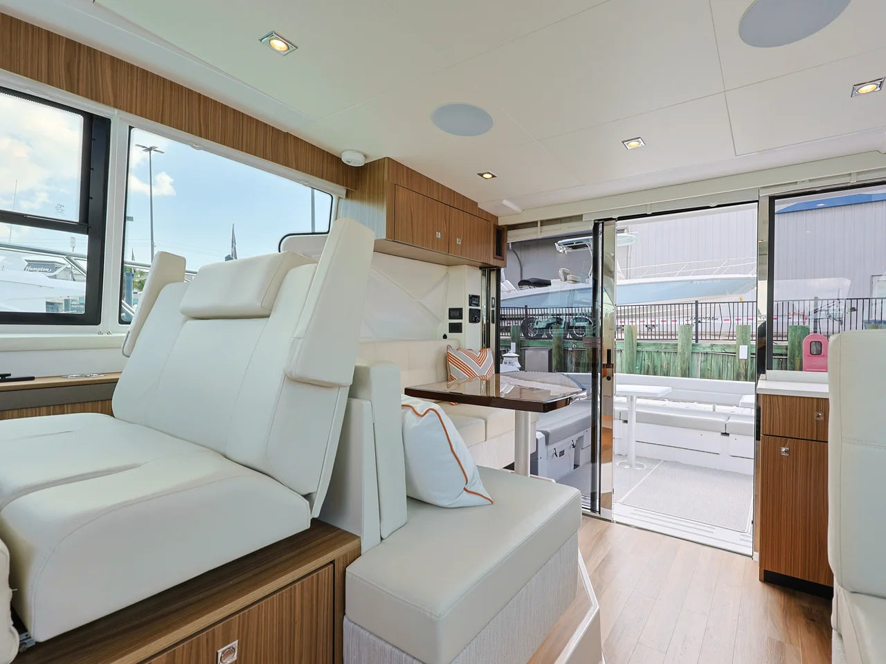 2026 Cruisers Yachts 42 Cantius 42.0 feet, Seabrook, TX #29