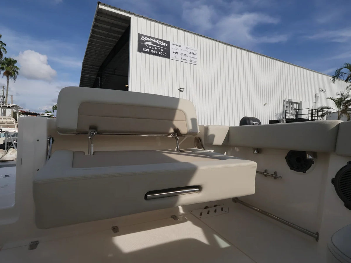 2027 Boston Whaler 240 Vantage 24.0 feet, Naples, Florida #13