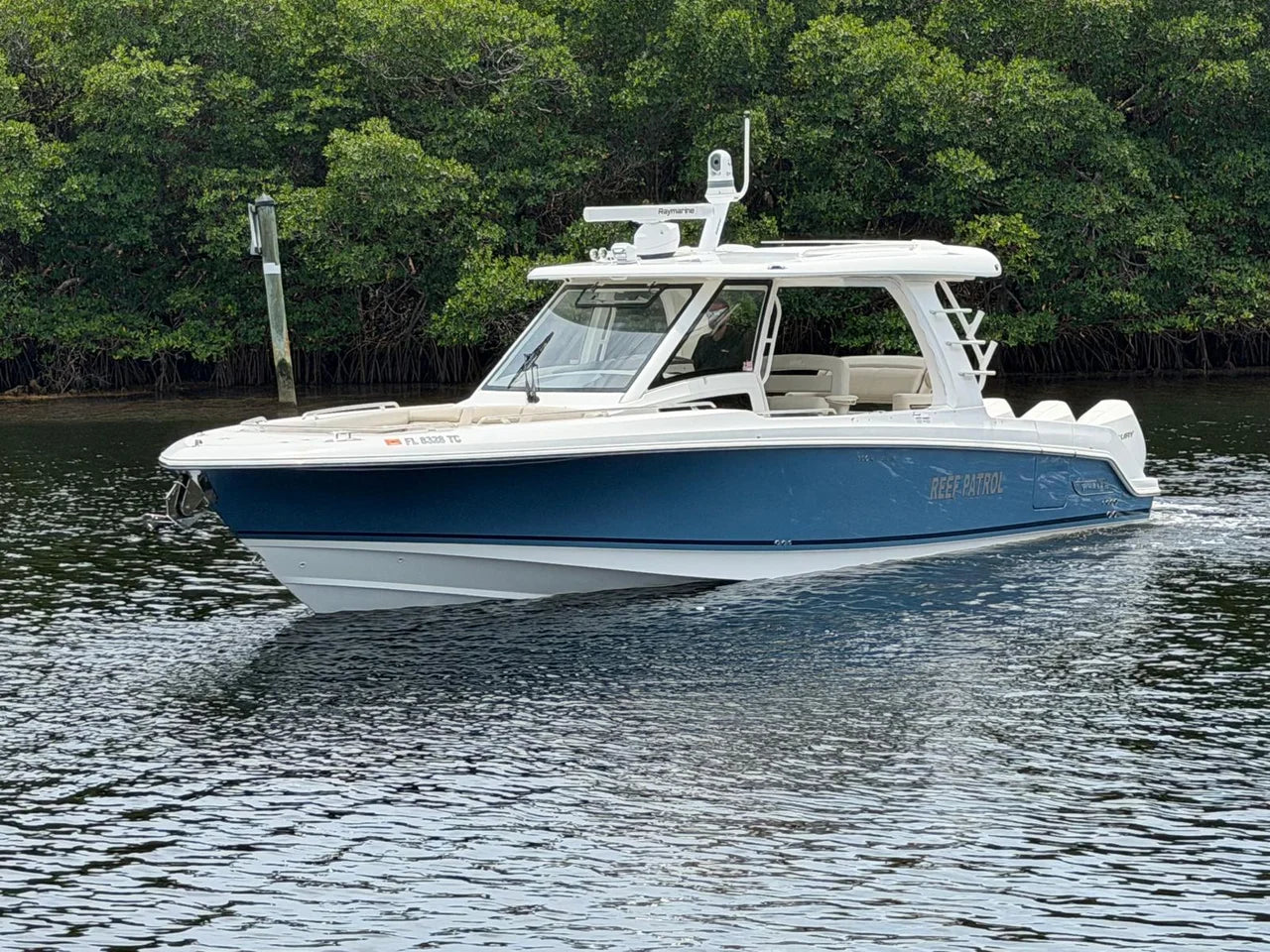 2022 Boston Whaler 350 REALM 35.0 feet, Key Largo, FL #7