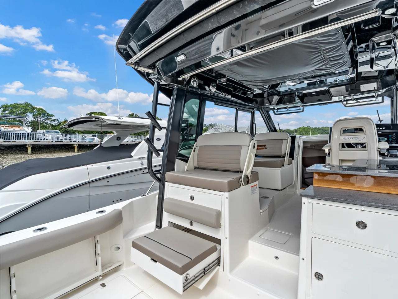 2026 Boston Whaler 365 Conquest 36.0 feet, Quincy, MA #14