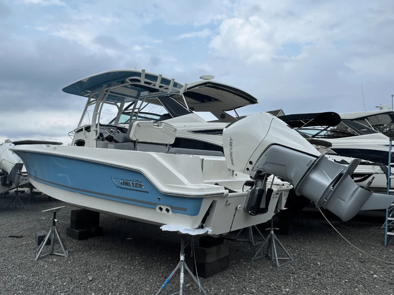 2026 Boston Whaler 230 Outrage 23.0 feet, Huntington, NY #3