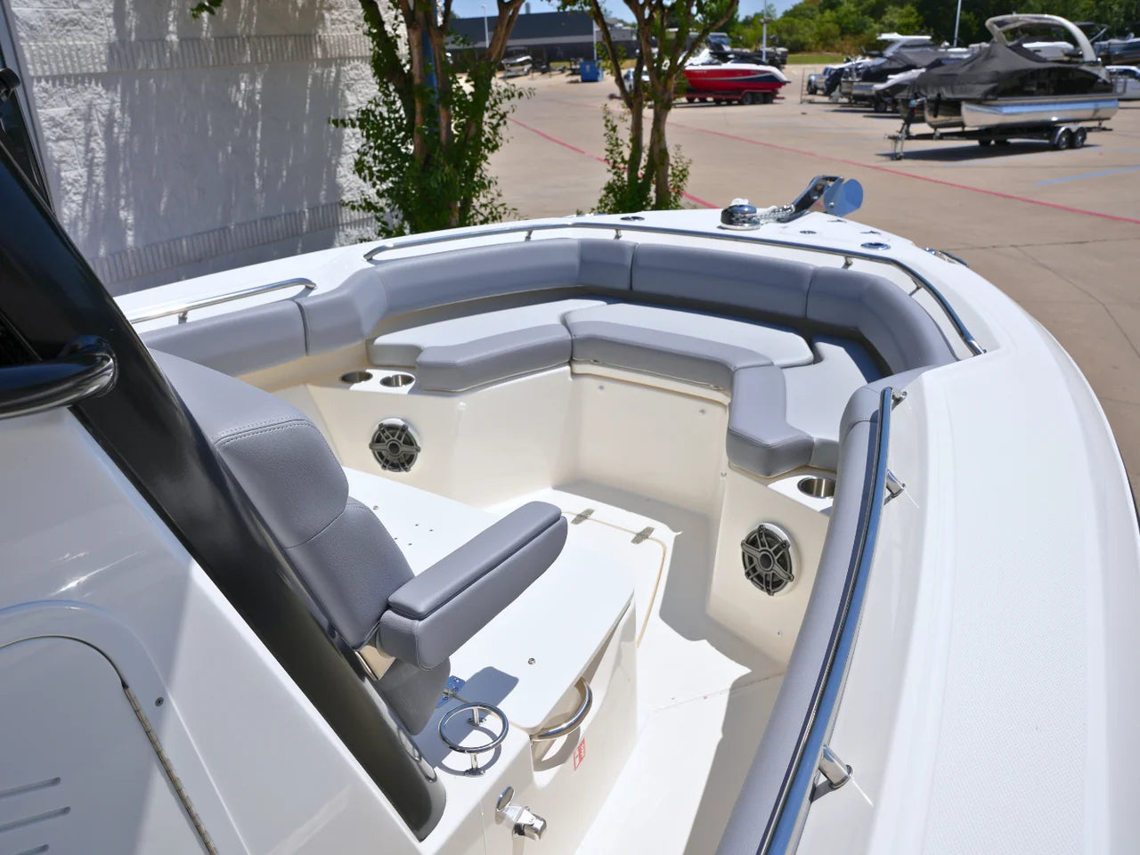 2027 Boston Whaler 250 Outrage 25.0 feet, Lewisville, TX #35