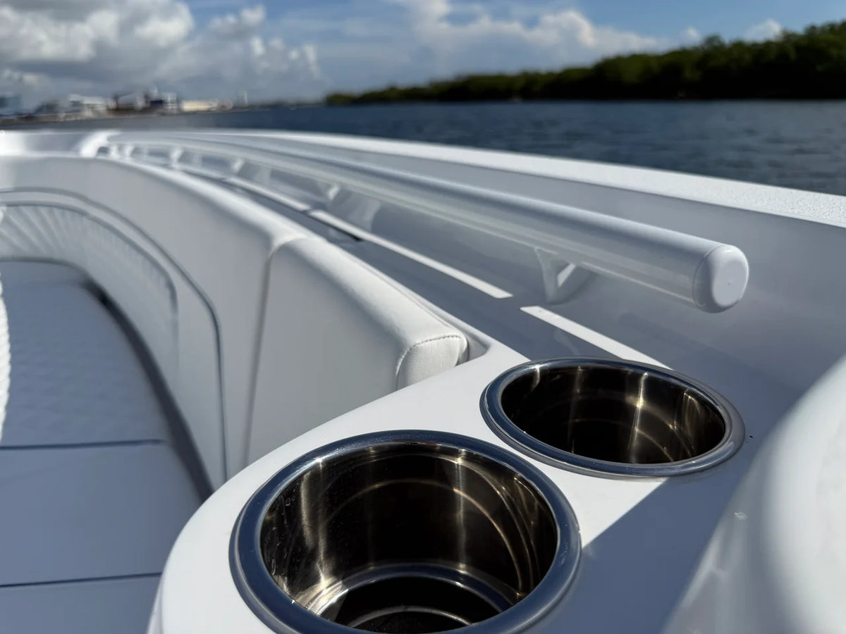 2027 Intrepid 43 NOMAD SE 43.0 feet, Dania, FL #32