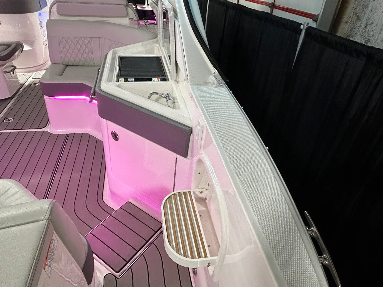 2026 Sea Ray SLX 310 Outboard 31.0 feet, Grasonville, Maryland #19
