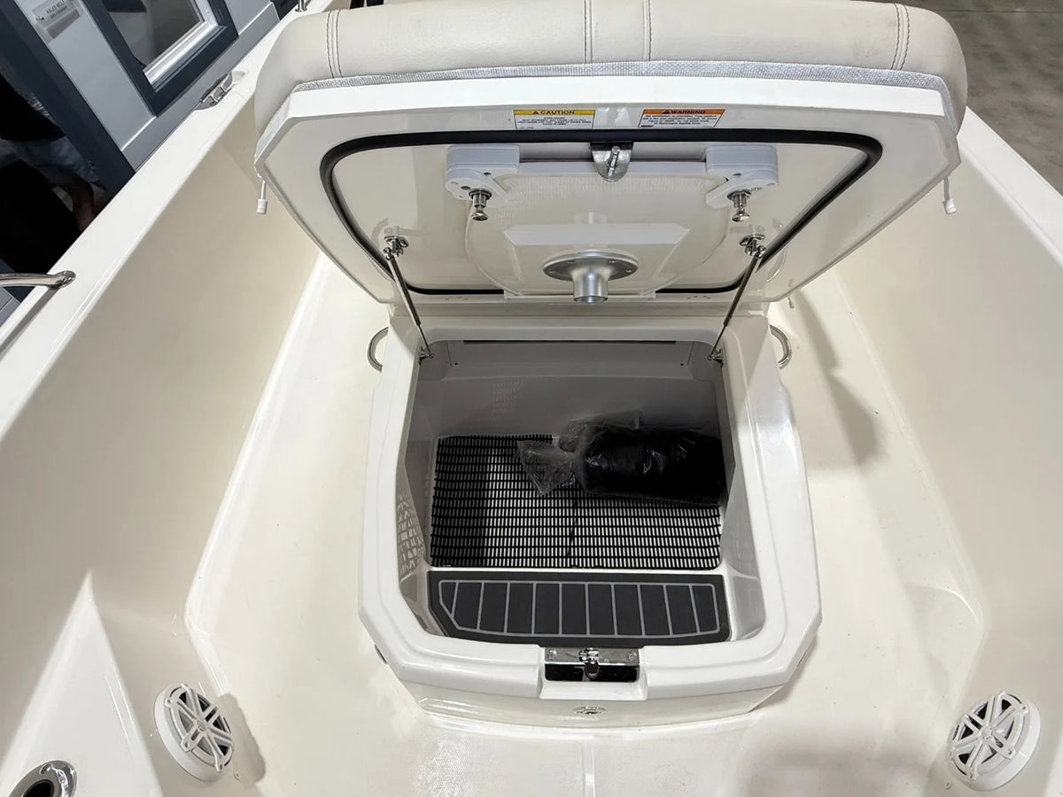2026 Boston Whaler 250 Dauntless 25.0 feet, Cornelius, North Carolina #21