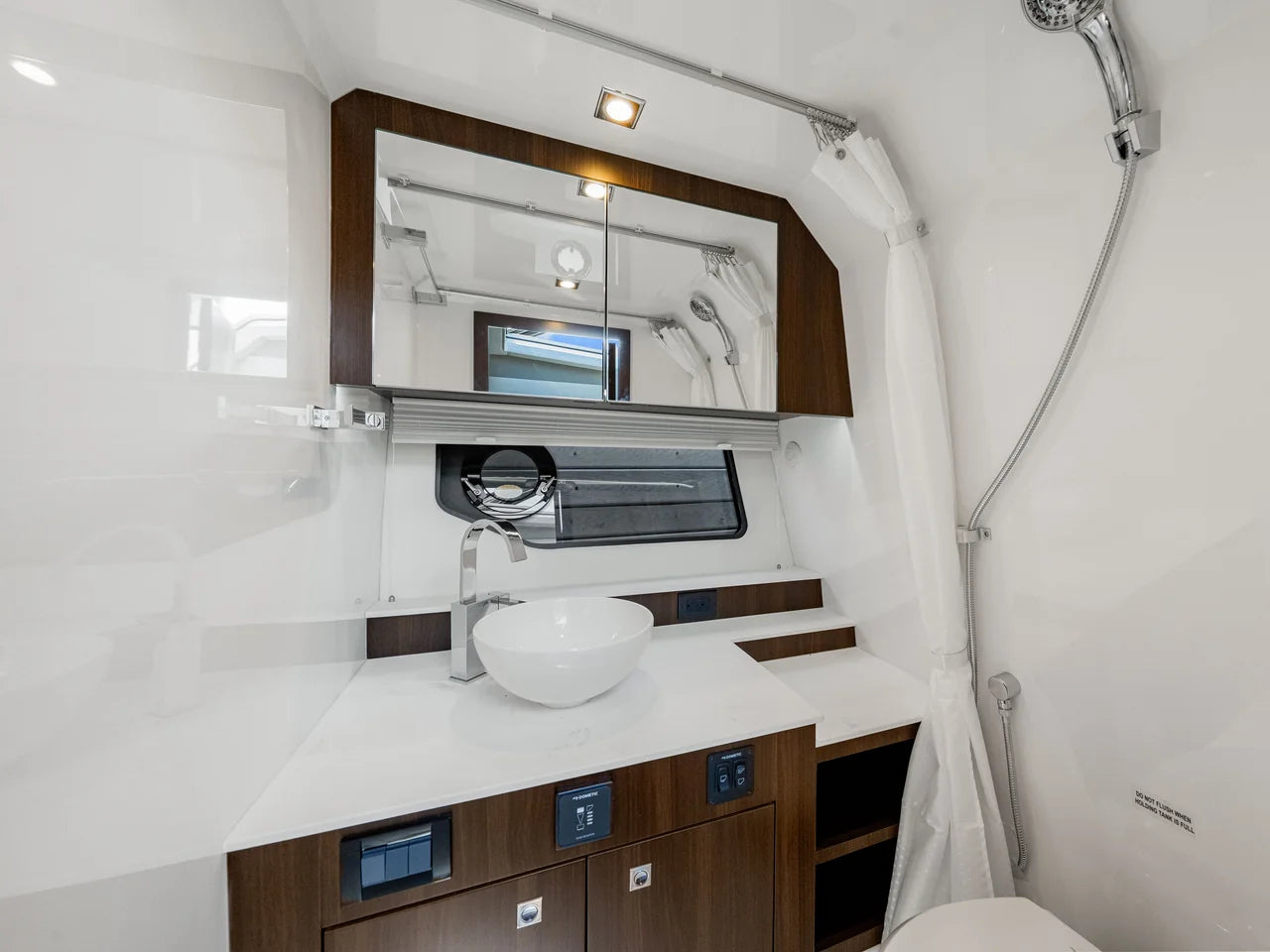 2026 Cruisers Yachts 42 GLS Outboard 42.0 feet, Sarasota, FL #95