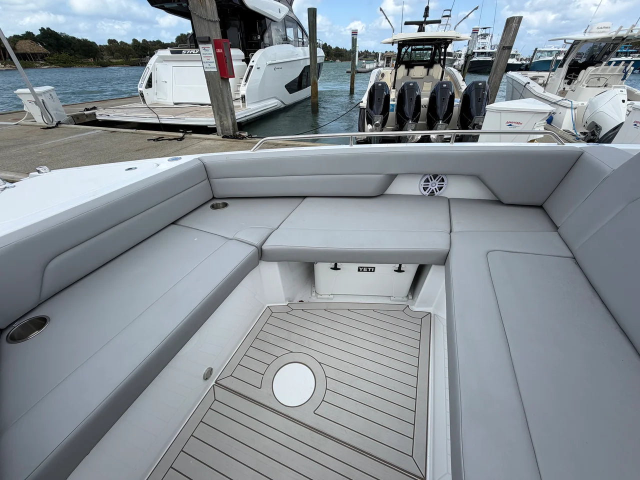 2026 Cruisers Yachts 38 VTR 38.0 feet, Jupiter, Florida #30