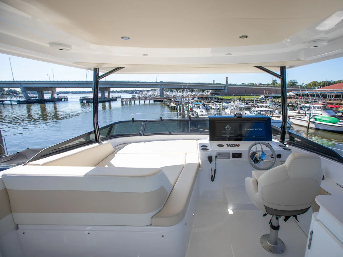 2027 Cruisers Yachts 50 FLY 50.0 feet, Brick Township, New Jersey #4