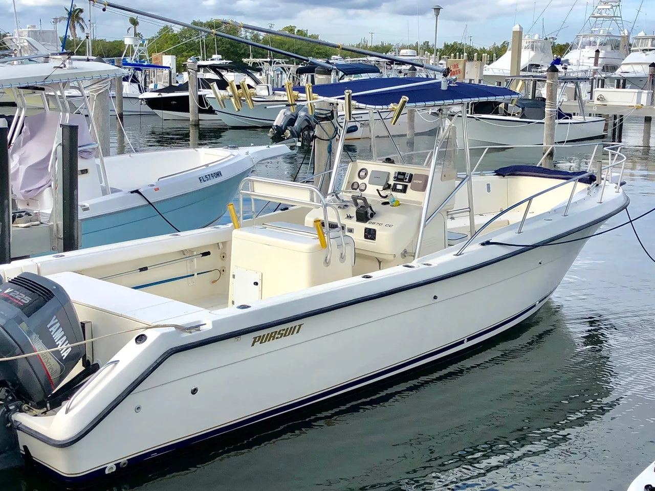 1998 Pursuit 2870 28.0 feet, Coral Gables, FL #1