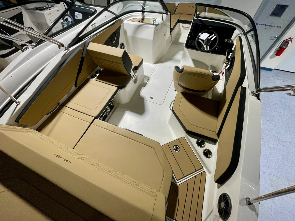 2026 Sea Ray SPX 210 Outboard 21.0 feet, Danvers, Massachusetts #4