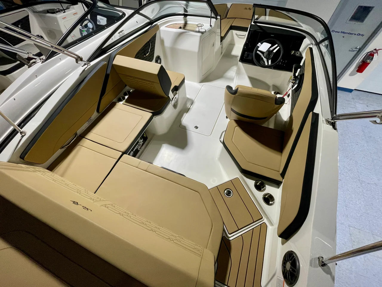 2026 Sea Ray SPX 210 Outboard 21.0 feet, Danvers, Massachusetts #4