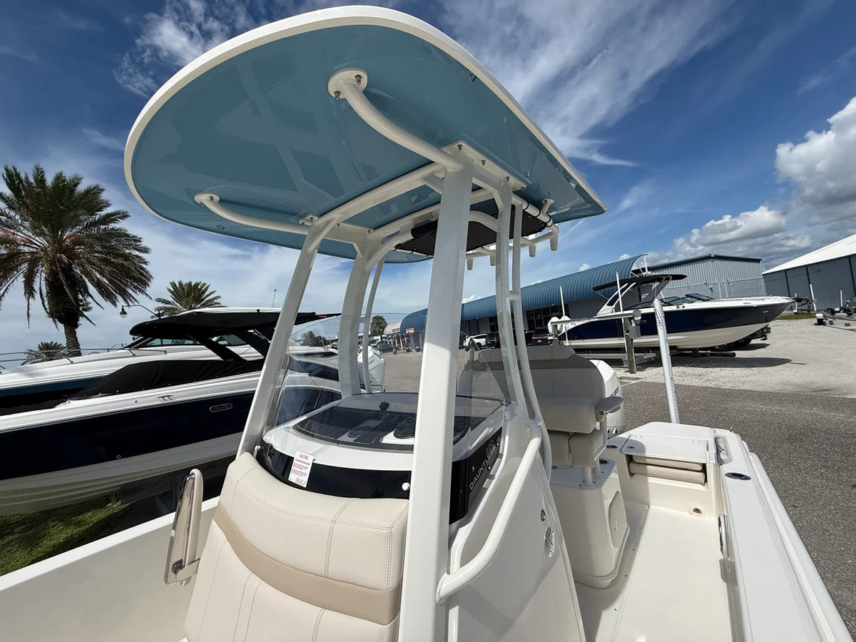 2027 Boston Whaler 220 Dauntless 22.0 feet, Venice, Florida #11