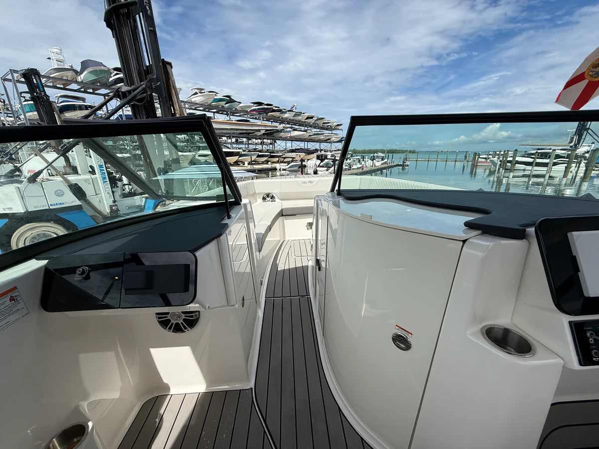 2025 Sea Ray SDX 270 Outboard 300.0 feet, Sarasota, FL #23
