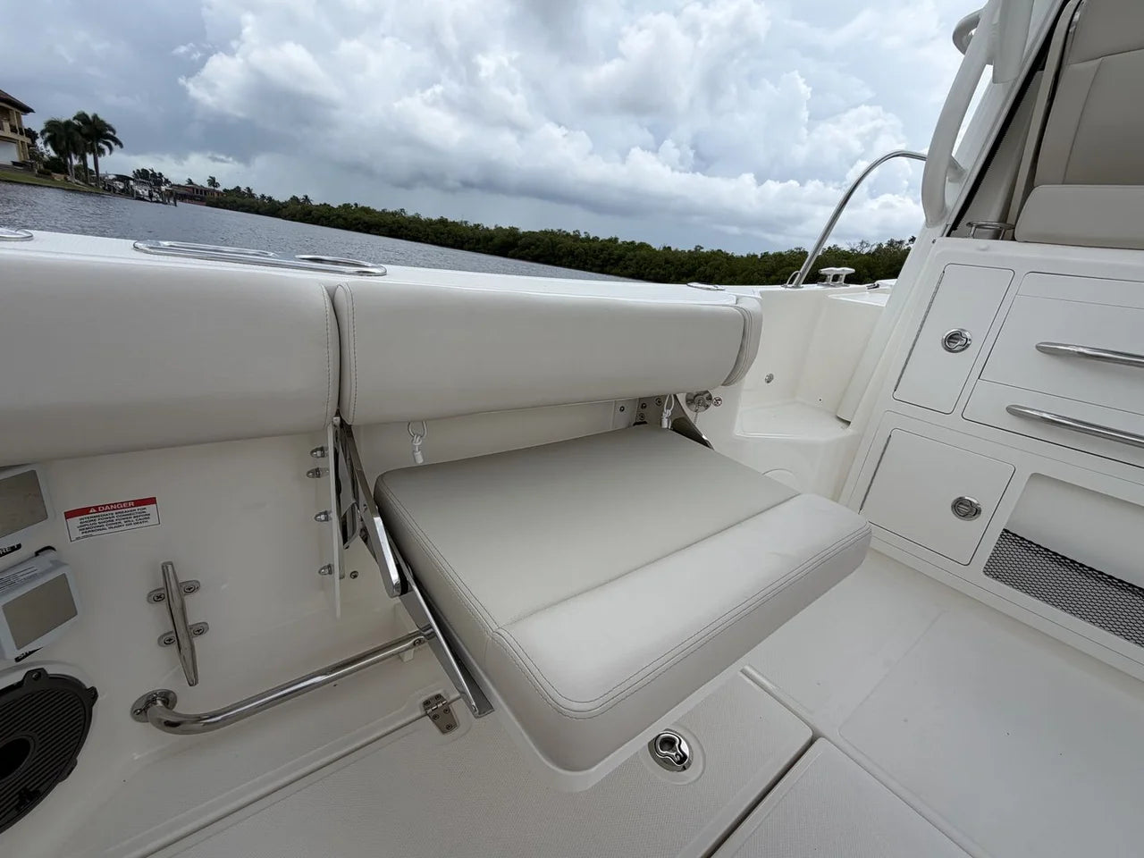 2027 Boston Whaler 325 Conquest 32.0 feet, Fort Myers, FL #10