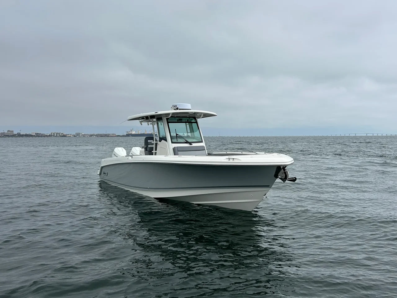 2026 Boston Whaler 330 Outrage 33.0 feet, Pensacola, Florida #6
