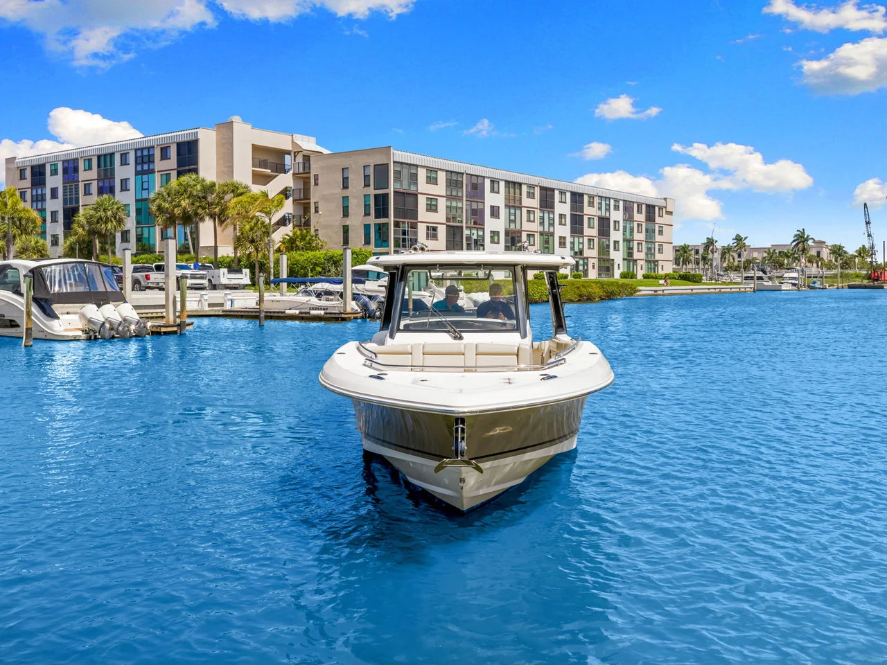 2022 Boston Whaler 350 REALM 35.0 feet, Naples, Florida #2