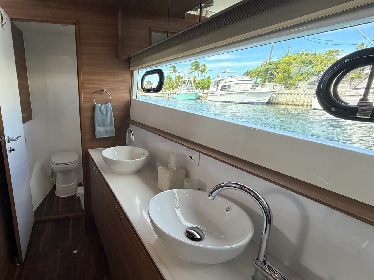 2025 Aquila 54 ENCLOSED BRIDGE 54.0 feet, Pensacola, Florida #93