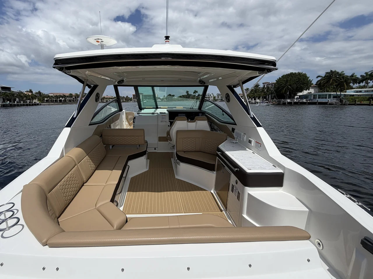 2026 Sea Ray Sundancer 320 Outboard 32.0 feet, Miami, FL #23