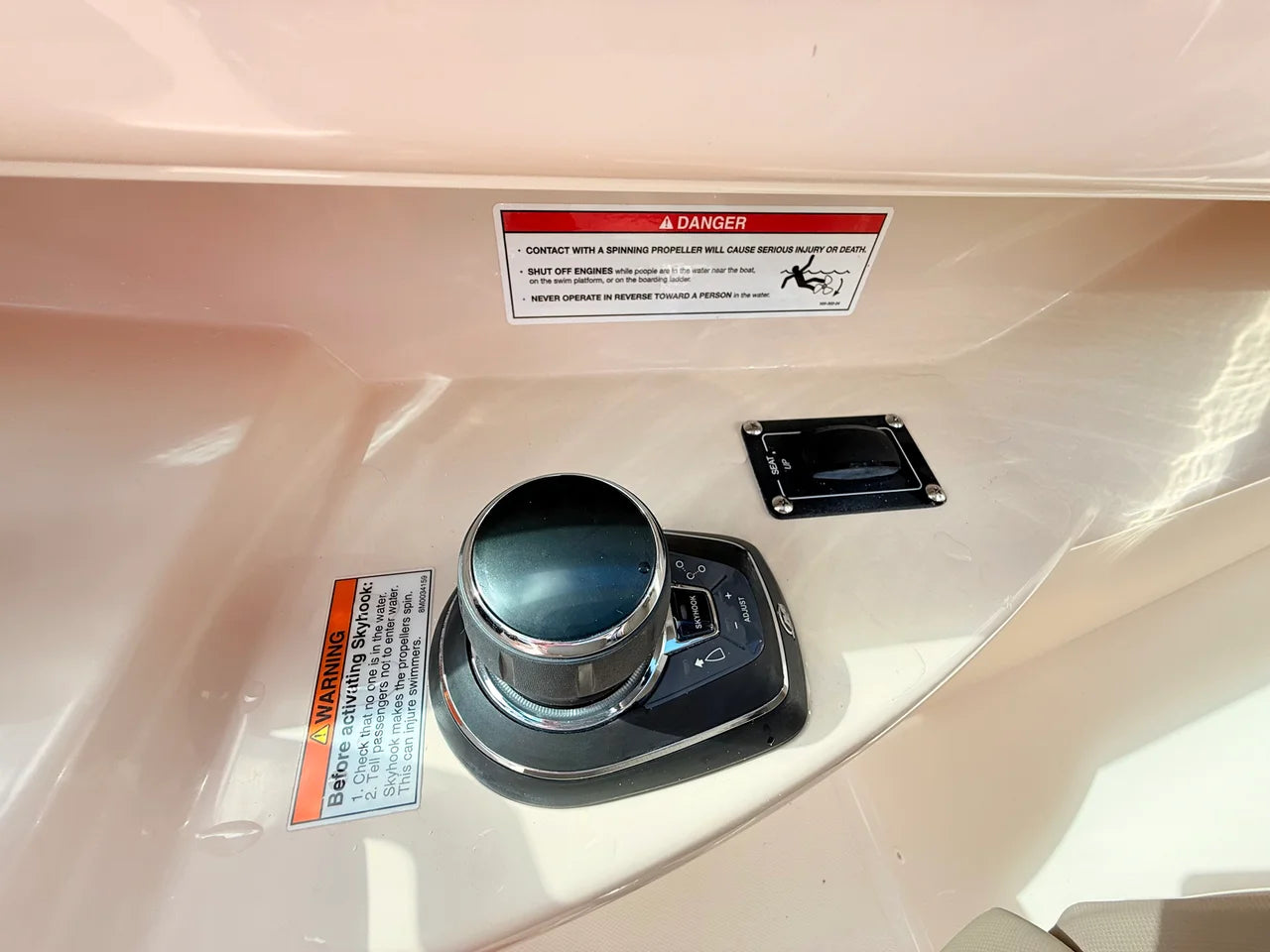 2027 Boston Whaler 330 Vantage 33.0 feet, St Petersburg, FL #54