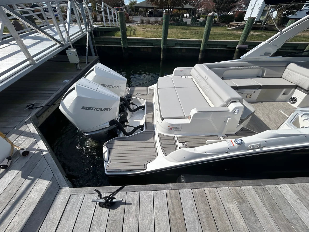 2026 Sea Ray SDX 290 Outboard 29.0 feet, Grasonville, MD #18