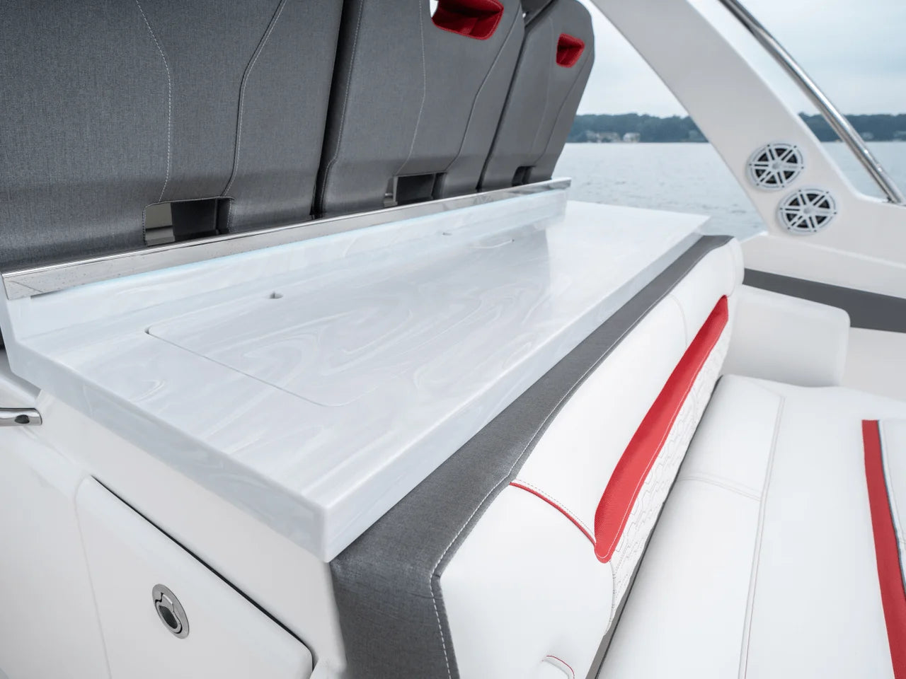 2025 Tiara Yachts LS 34 34.0 feet, Inuvik, Northwest Territories #43