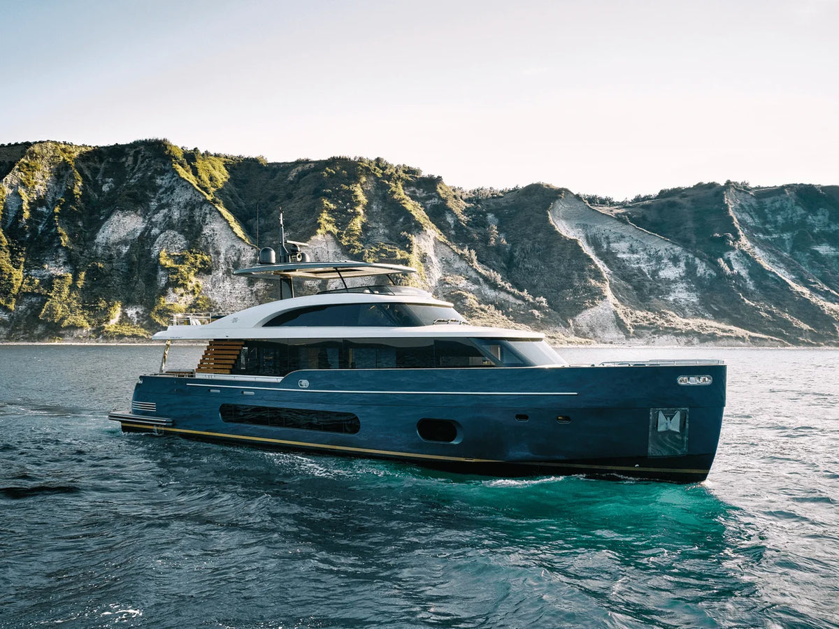 2027 Azimut Magellano 25M 83.0 feet, Inuvik, Northwest Territories #2