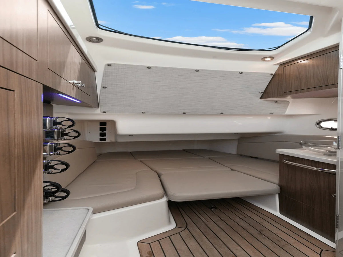 2018 Boston Whaler 380 OUTRAGE 38.0 feet, Naples, Florida #43