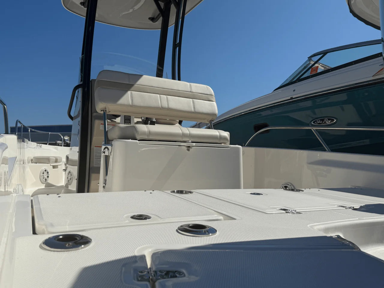 2026 Boston Whaler 250 Dauntless 25.0 feet, Panama City, FL #14