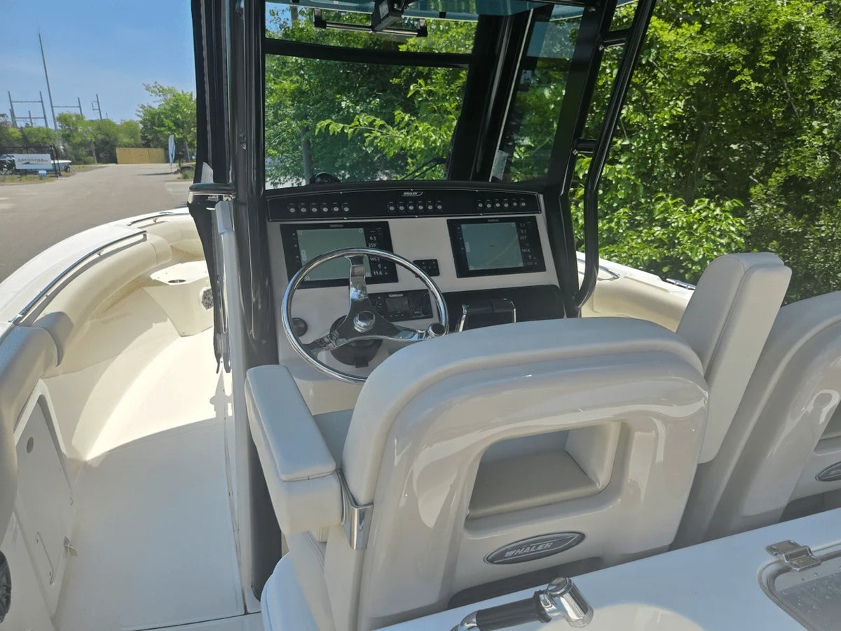 2024 Boston Whaler 280 OUTRAGE 28.0 feet, Charleston, SC #17