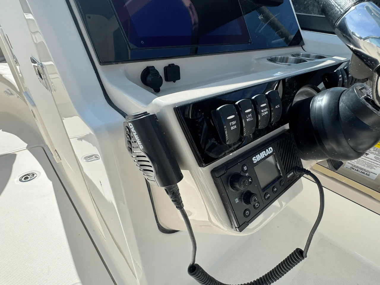 2026 Boston Whaler 240 Vantage 24.0 feet, Huntington, NY #18