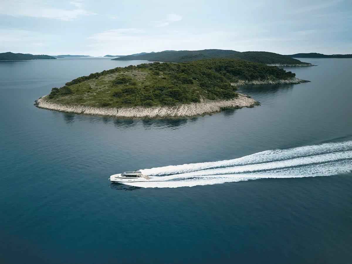 2027 Azimut Seadeck 6 60.0 feet, Dania Beach, Florida #13