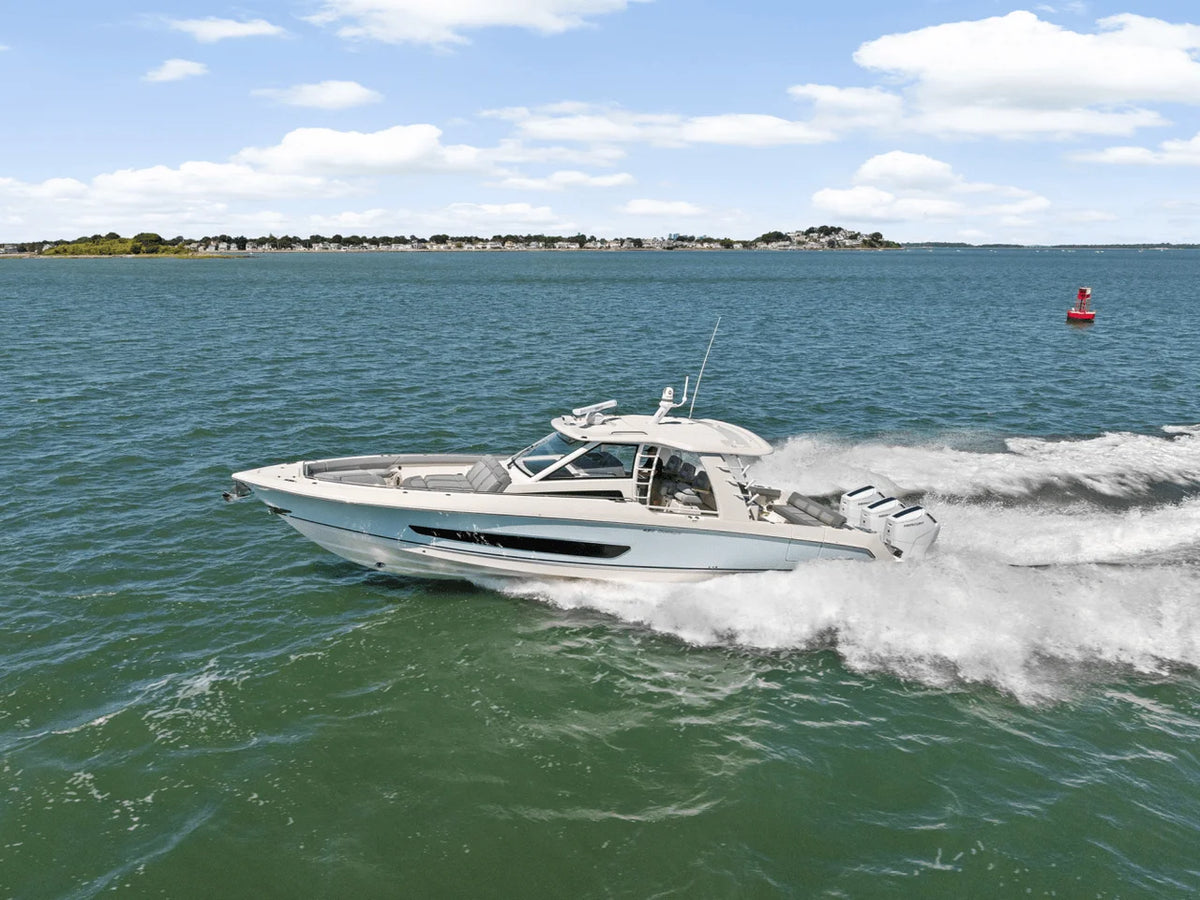 2026 Boston Whaler 420 Outrage 42.0 feet, Quincy, MA #73