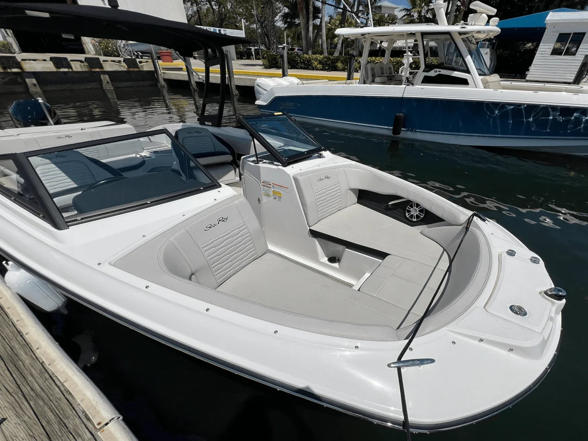 2023 Sea Ray SPX 210 Outboard 21.0 feet, Stuart, Florida #8