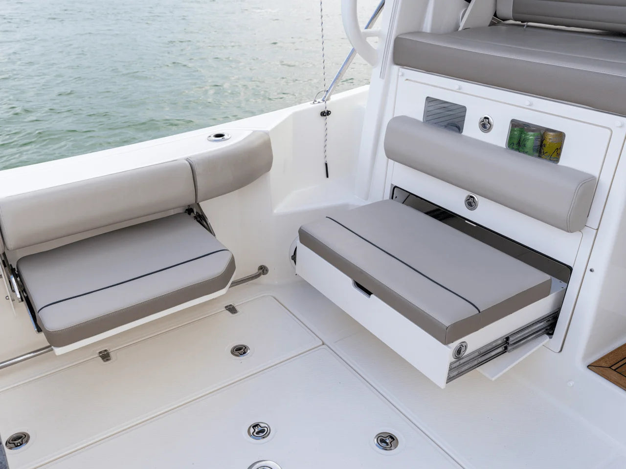 2026 Boston Whaler 365 Conquest 36.0 feet, Inuvik, Northwest Territories #68