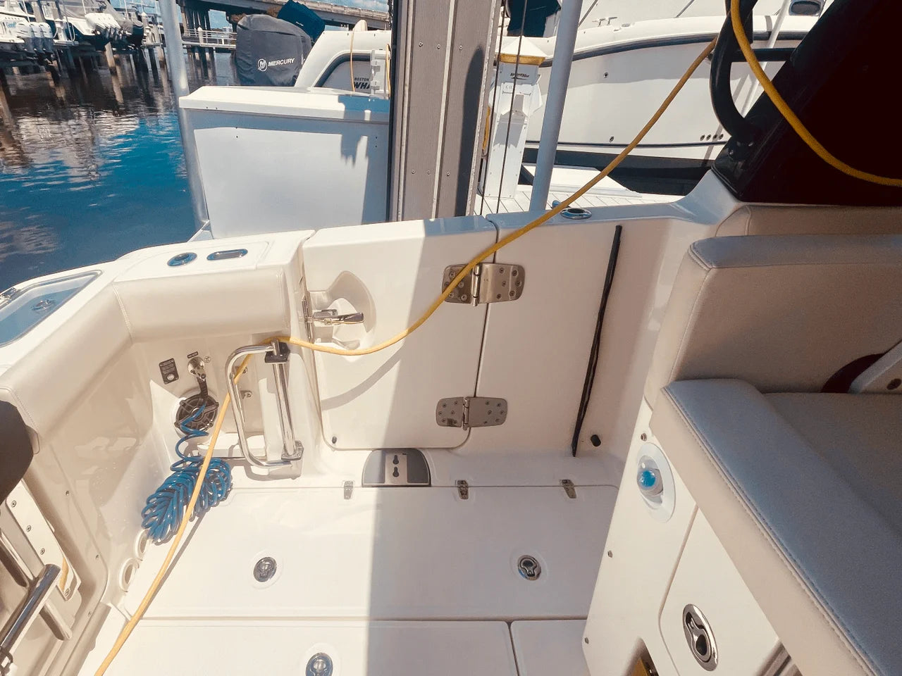 2023 Boston Whaler 350 REALM 35.0 feet, Stuart, FL #47