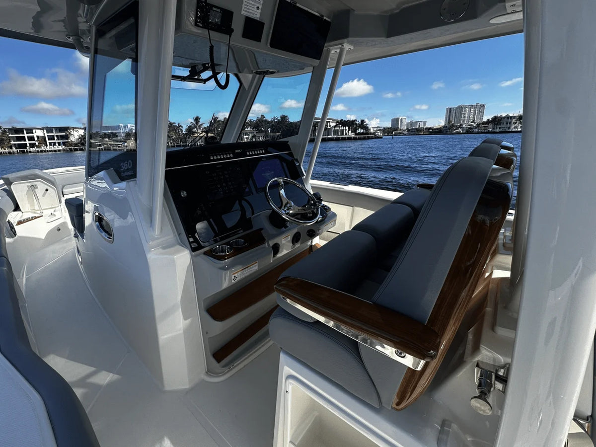 2026 Boston Whaler 360 Outrage 36.0 feet, Pompano Beach, Florida #33