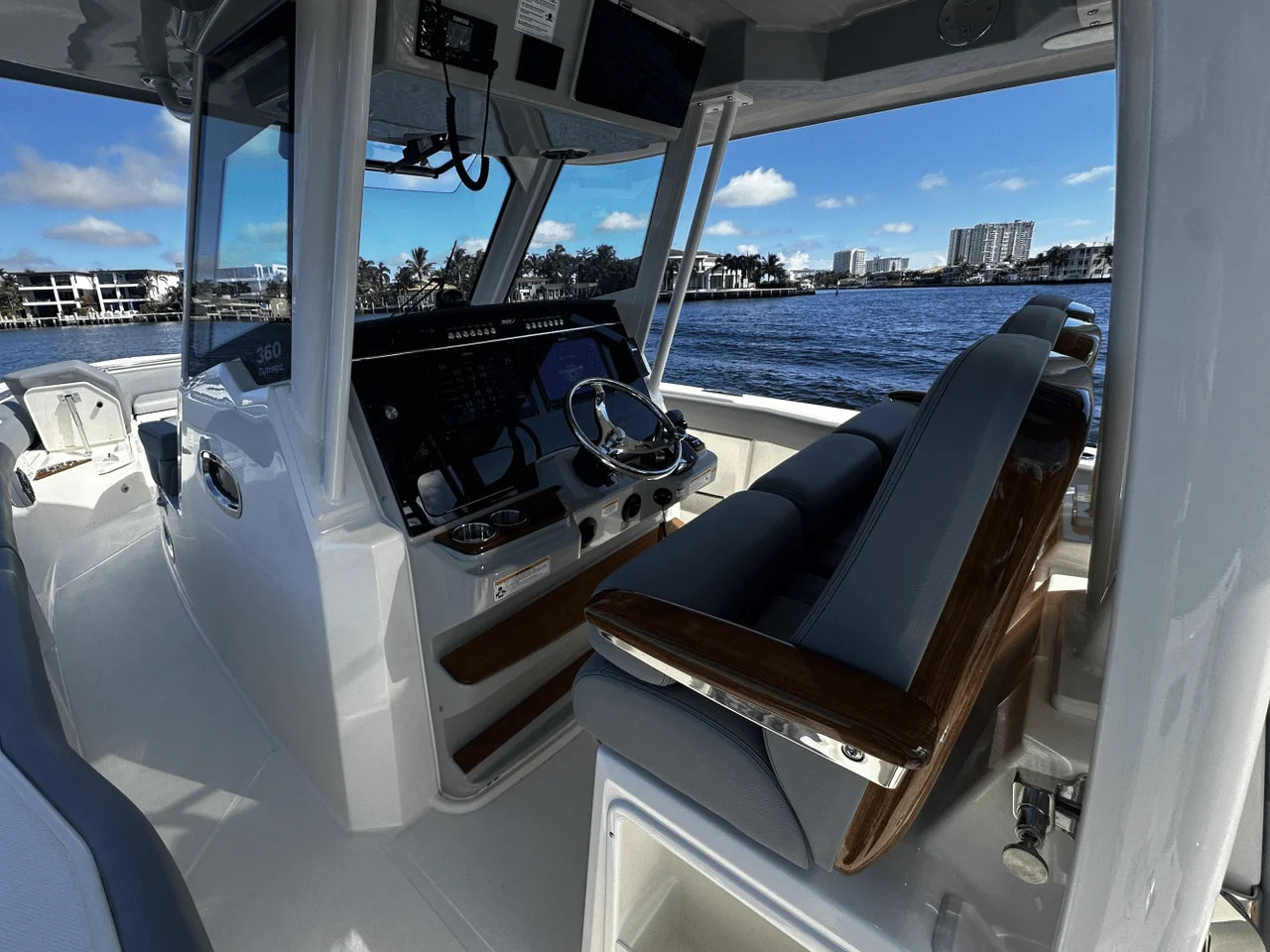 2026 Boston Whaler 360 Outrage 36.0 feet, Pompano Beach, Florida #33
