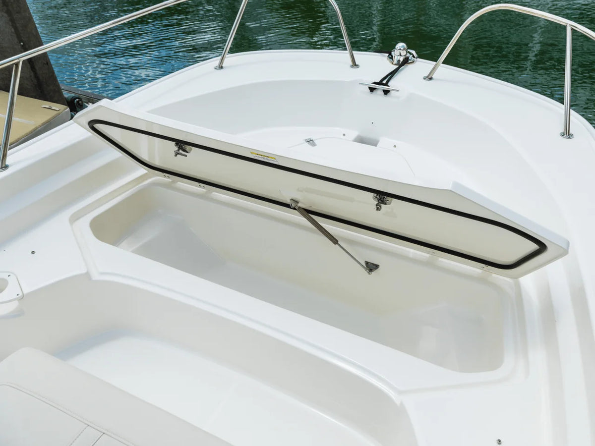 2027 Boston Whaler 190 Montauk 19.0 feet, Wakefield, RI #33