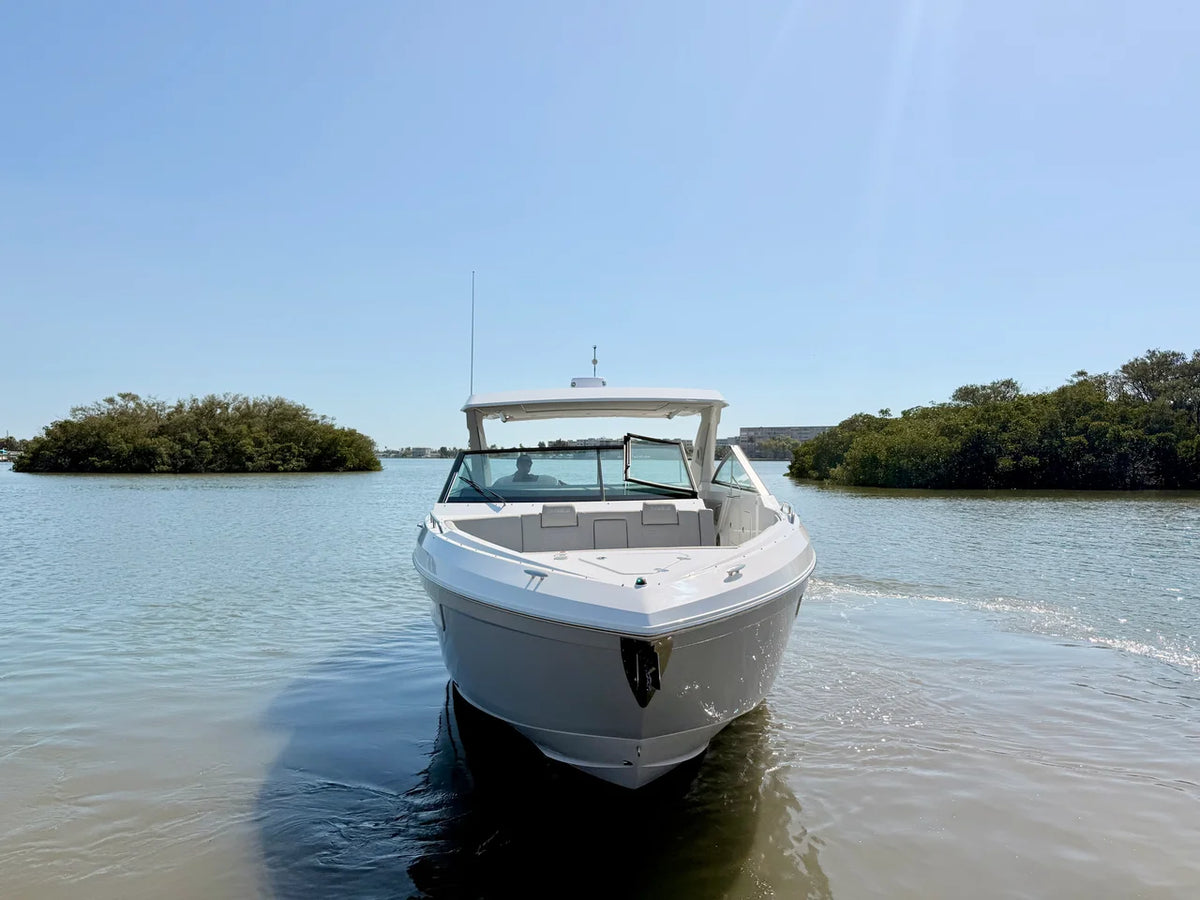 2026 Cruisers Yachts 34 GLS Outboard 34.0 feet, St Petersburg, FL #29